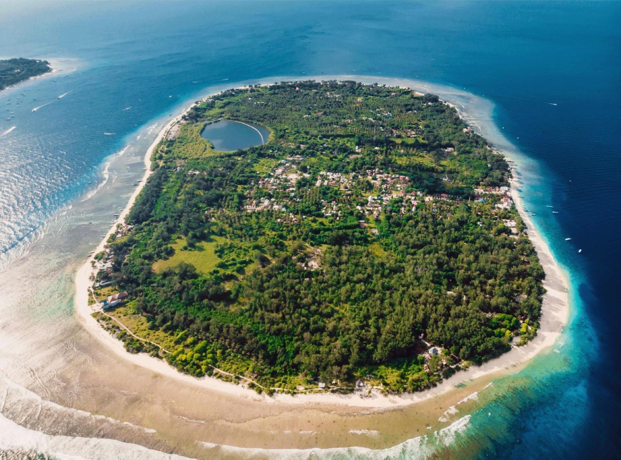 Kura Kura Resort Gili Meno Exterior photo