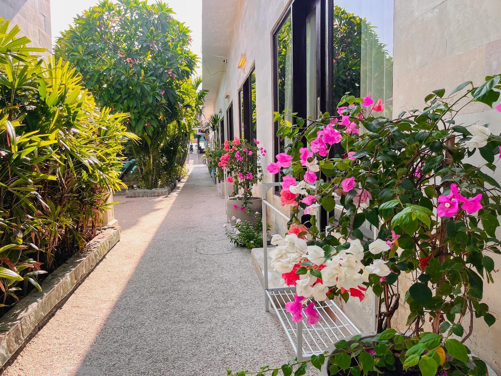 Kura Kura Resort Gili Meno Exterior photo